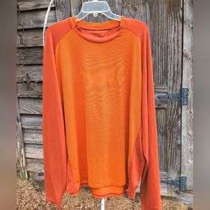Mountain Hardware Performance Orange Shirt For Outdoor Activities Size XXL